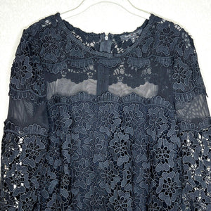 Romeo & Juliet Couture Black Lace Blouse Top Size Medium