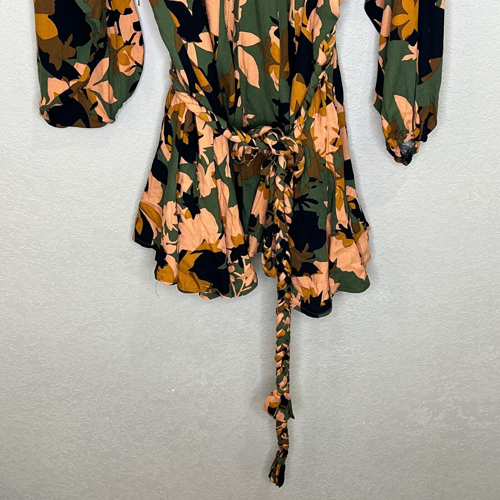 Vici Simba Floral Rope Tie Ruffle Dress Size XS / Small
