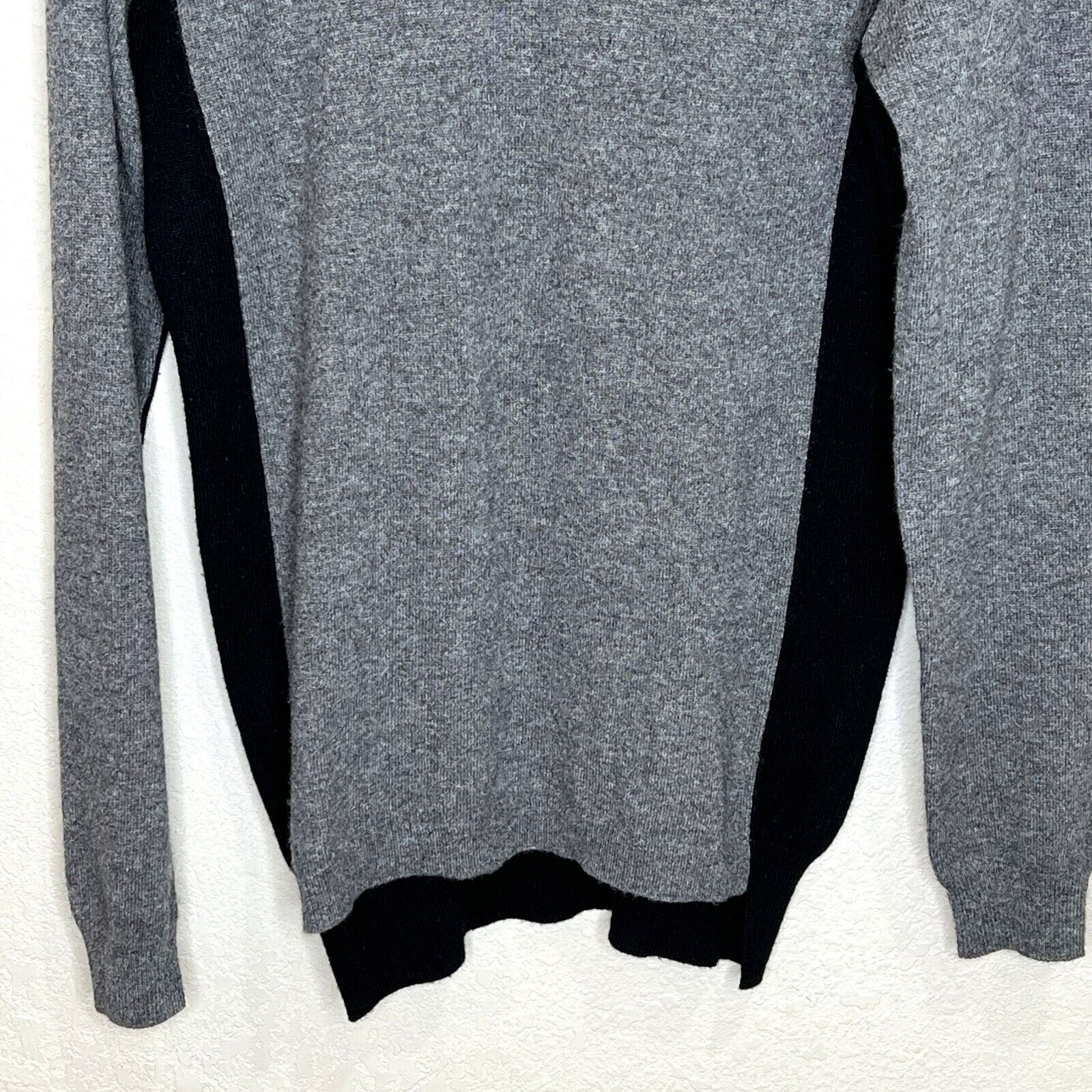 JOSEPH Gray Black Roll Neck Cashmere Sweater Size Medium