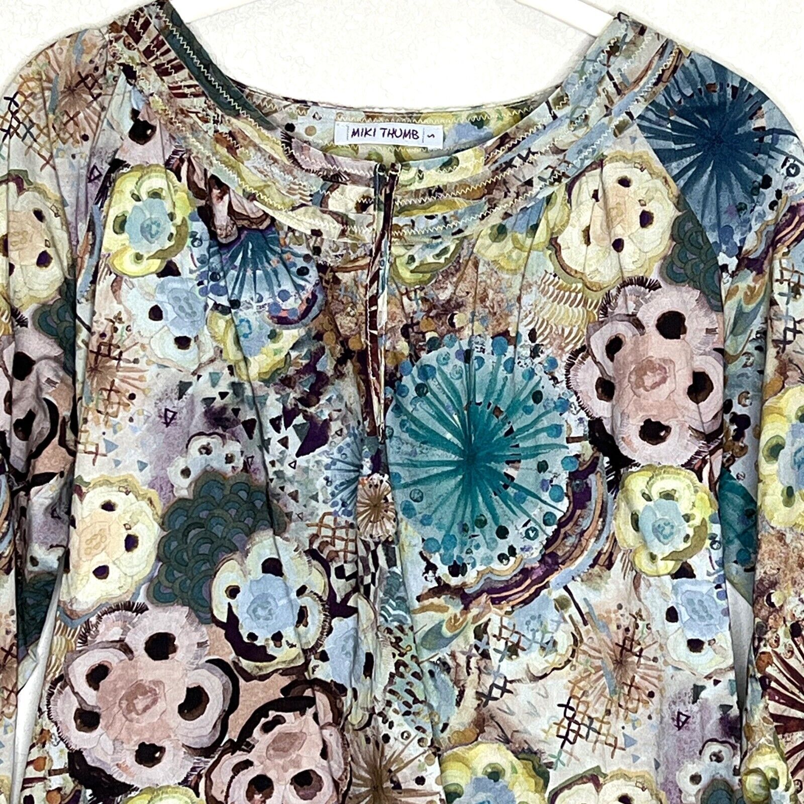 Miki Thumb Purple Blue Green Floral Top Blouse Size Small