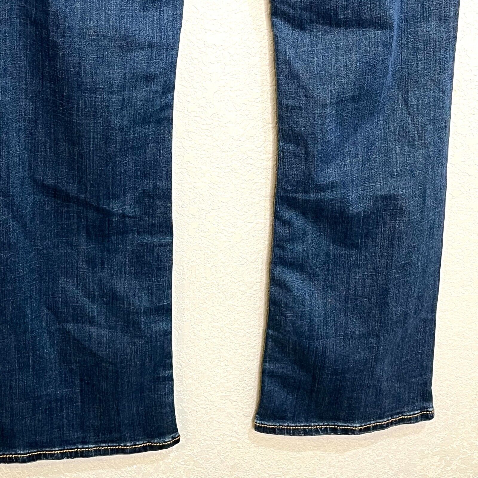 Seven 7 Jeans Women Blue Lightly Distressed Boot Cut Jeans Sz 7 / 28 NEW