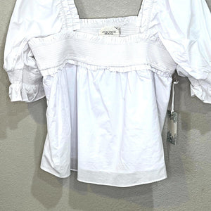 Hyacinth House Tuckernuck White Smocked Palmer Blouse Top Size Small NEW
