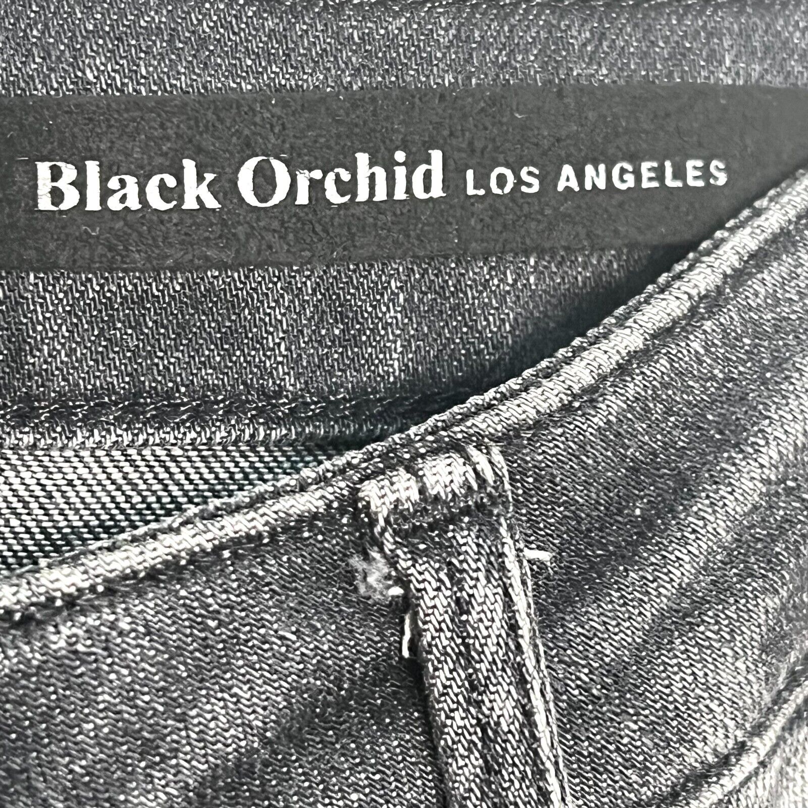 Black Orchid Black Pearl Skinny Boot Cut Distressed Jeans Size 28 NEW