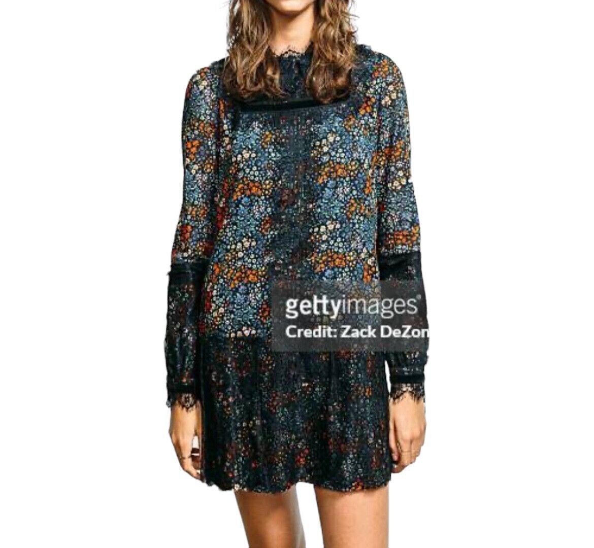 Warm NY Black Lace Floral Long Sleeve Shift Mini Dress Size 6-8 (2)
