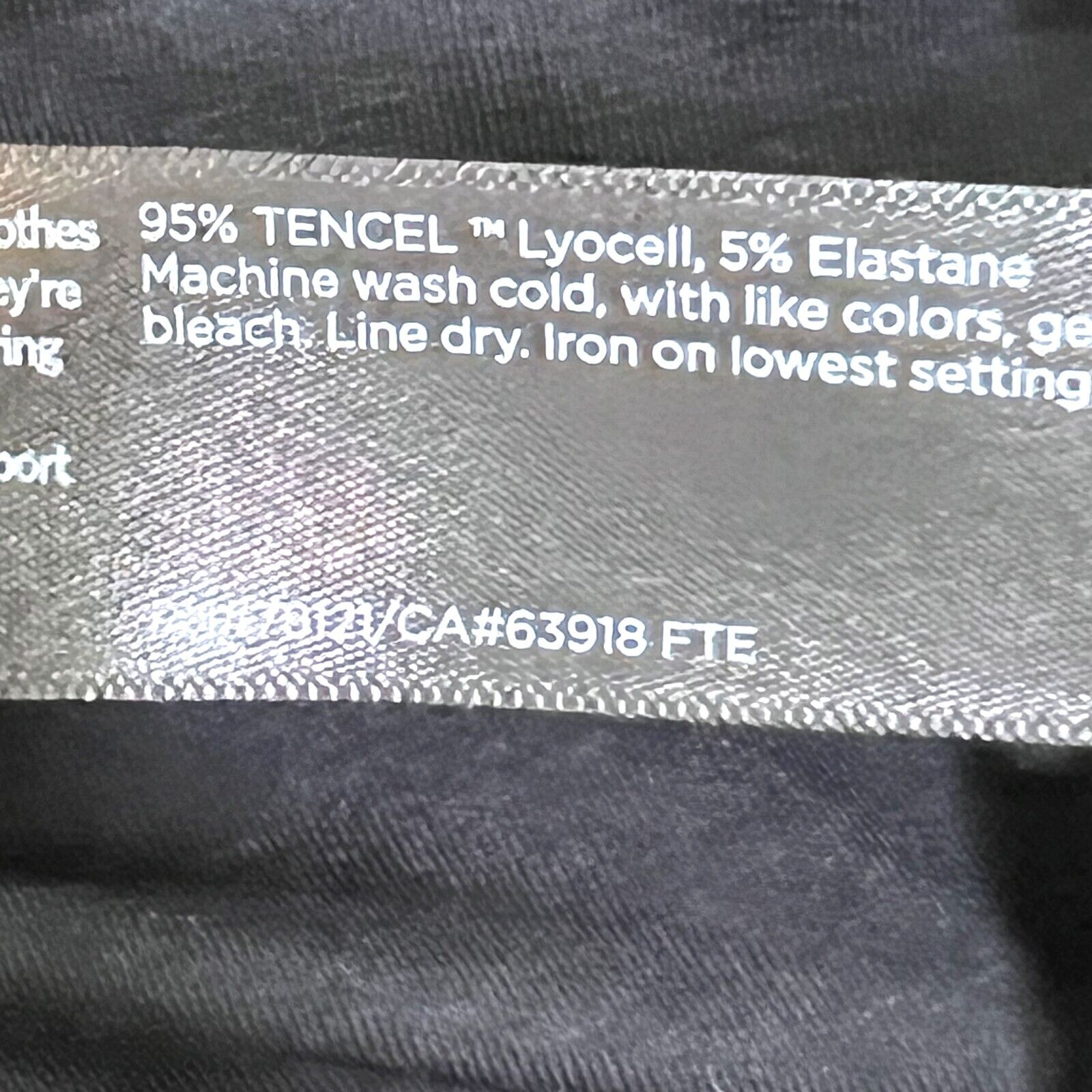Eileen Fisher Black Tiered Tencel / Lycra Skirt NWOT Small